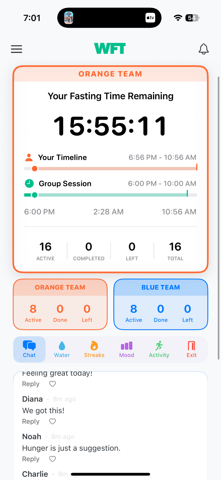 Team competition view showing Orange Team vs Blue Team with live chat messages of encouragement
